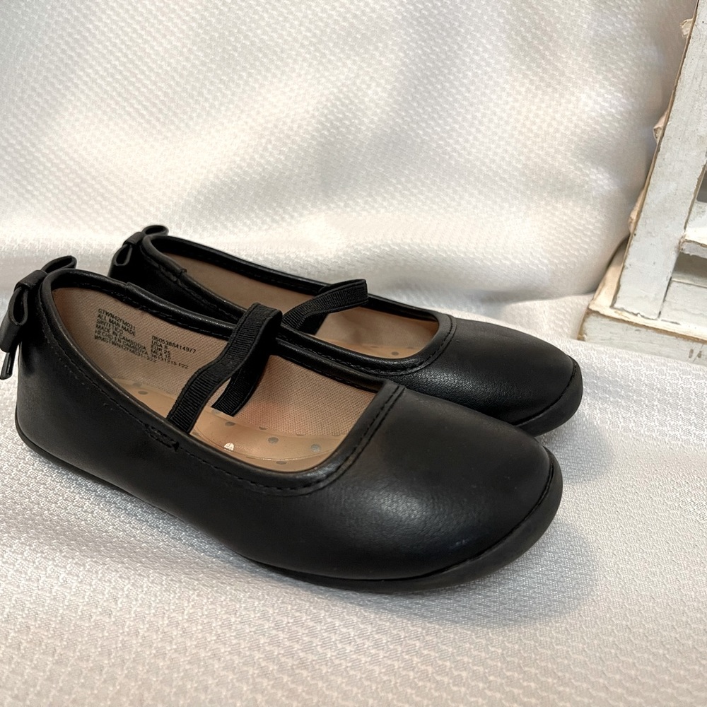 Toddler size 8 slip-on dress shoes